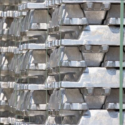 2.823g/Cc Ingot Aluminium Putih Keperakan ADC12 Ingot Besi YZAlSi11Cu3