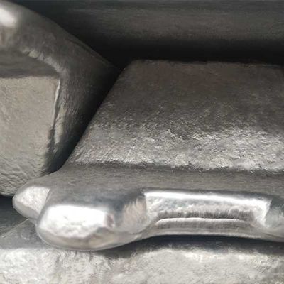 China A7 99,7% 99,8% Ingot Aluminium Primer